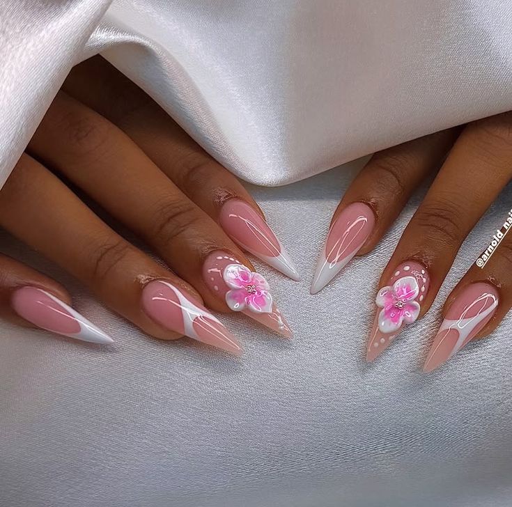 Minimal Girlie